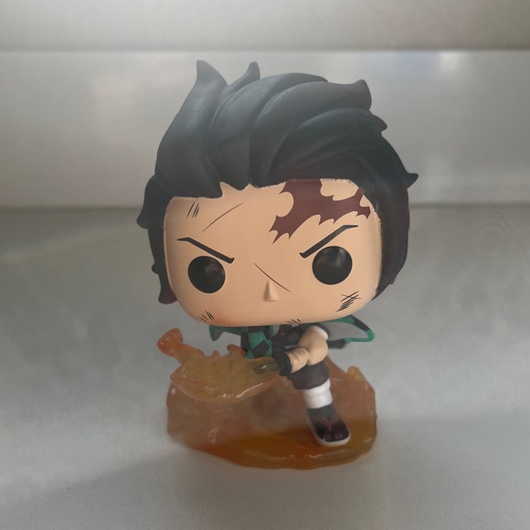 Demon Slayer Tanjiro Funko - Picture 2 of 5